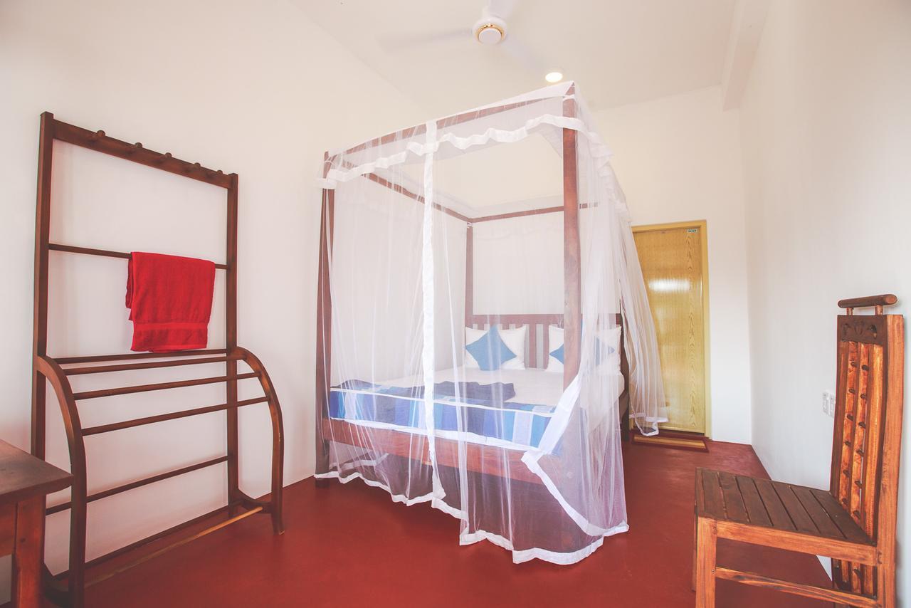 Lazies Midigama Otel Dış mekan fotoğraf